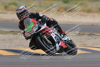 media/Sep-30-2023-SoCal Trackdays (Sat) [[636657bffb]]/Turn 16 (1145am)/